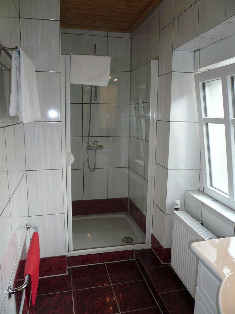 Mosel-Landhaus Am Moselufer B&B Briedern エクステリア 写真